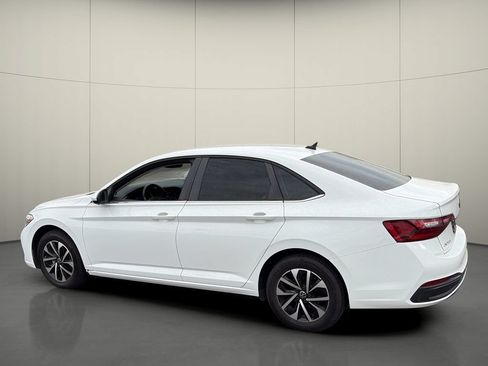 Used 2022 Volkswagen Jetta S FWD image 5