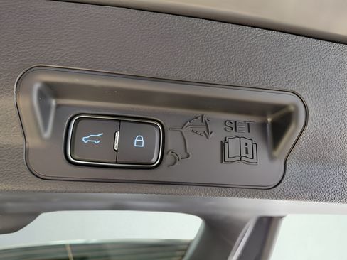 Used 2026 Ford Explorer ST AWD/4WD image 46