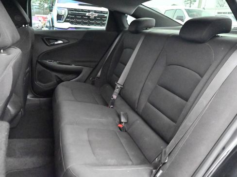 Used 2024 Chevrolet Malibu RS image 10