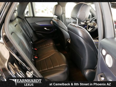 Used 2021 Mercedes-Benz GLC 300 4MATIC image 16