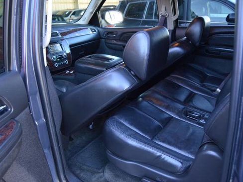 Used 2008 GMC Yukon XL Denali image 44