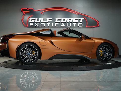 Used 2019 BMW i8 Roadster image 16