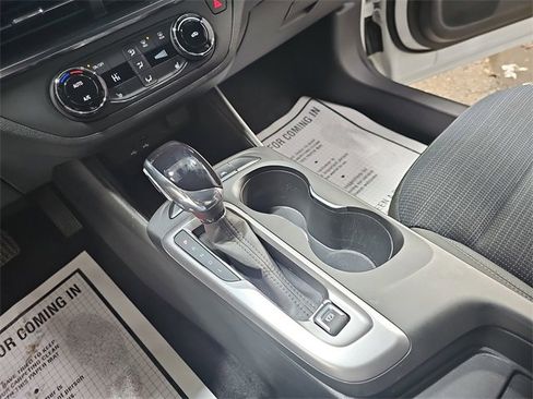 Certified 2024 Buick Envista Preferred w/ Convenience I Package image 21