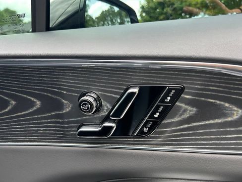 Used 2024 Cadillac Lyriq Sport RWD image 53