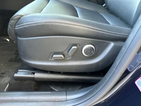 Used 2026 Genesis GV70 2.5T AWD/4WD image 42
