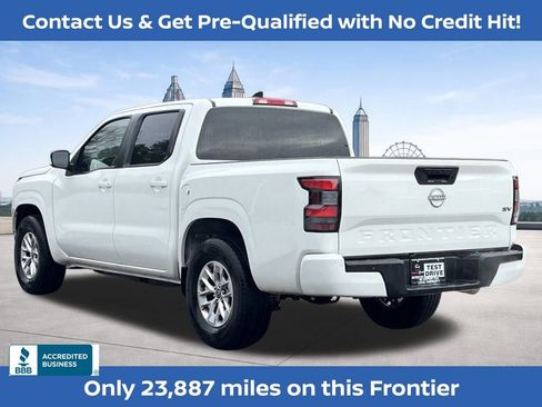 Certified 2024 Nissan Frontier SV image 20