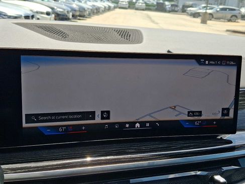 Used 2024 BMW X7 xDrive40i w/ M Sport Package AWD/4WD image 18