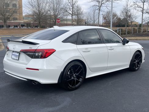 Certified 2024 Honda Civic Si image 9