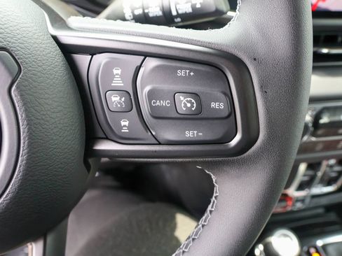 New 2026 Jeep Wrangler Unlimited Rubicon AWD/4WD image 27