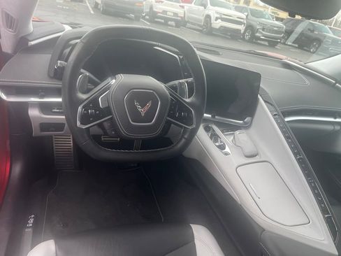 Used 2021 Chevrolet Corvette Stingray Premium Conv w/ Z51 Performance Package image 13