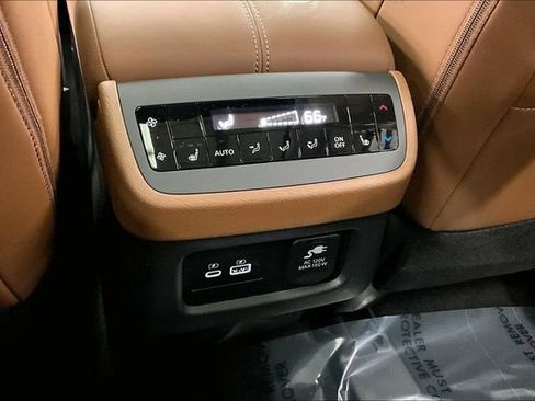 New 2025 Nissan Pathfinder Platinum w/ Lighting Package (N93) image 21