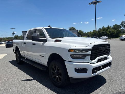 Used 2025 RAM 2500 Big Horn AWD/4WD image 11