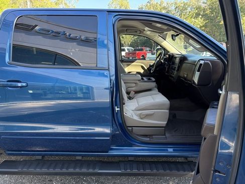 Used 2018 Chevrolet Silverado 1500 LT w/ All Star Edition image 33