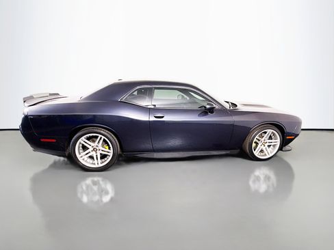 Used 2019 Dodge Challenger R/T w/ Blacktop Package image 11