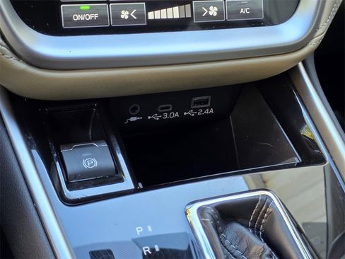 Used 2023 Subaru Outback Limited XT image 25