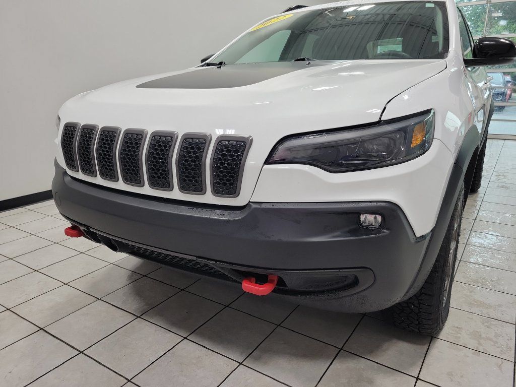Used 2022 Jeep Cherokee Trailhawk w/ Premium Leather Package AWD/4WD image 26