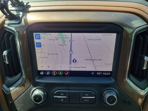 Used 2019 Chevrolet Silverado 1500 High Country w/ Technology Package AWD/4WD image 30