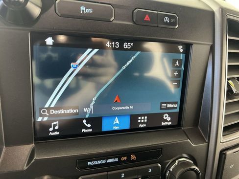 Used 2018 Ford F150 XLT w/ Equipment Group 302A Luxury AWD/4WD image 15