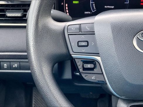 Used 2025 Toyota Camry LE FWD image 23
