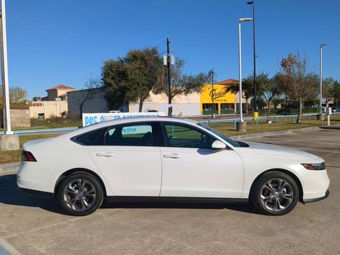 Certified 2024 Honda Accord EX image 2