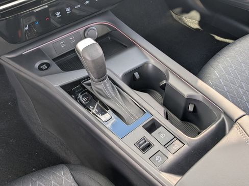New 2026 Nissan Sentra SV FWD image 18