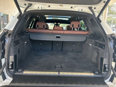 Used 2025 BMW X5 xDrive50e image 44