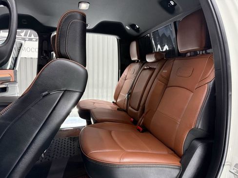 Used 2023 RAM 3500 Limited image 23