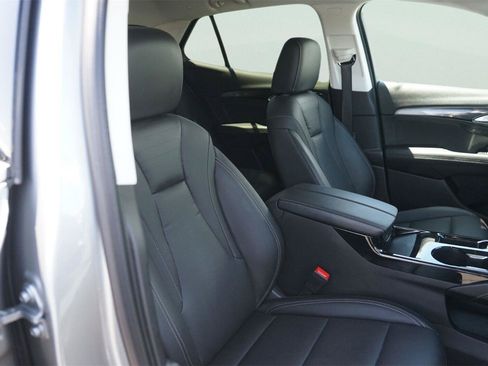 Used 2024 Buick Envision Preferred AWD/4WD image 19