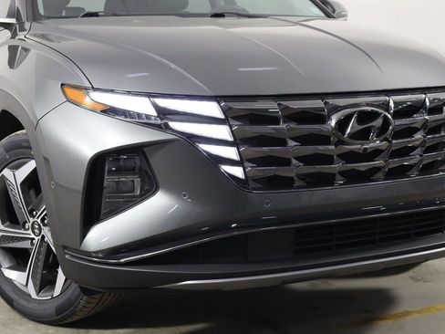 Used 2023 Hyundai Tucson Limited image 46