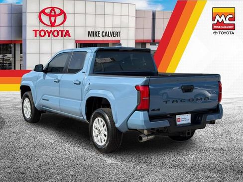 Certified 2026 Toyota Tacoma SR5 AWD/4WD image 3