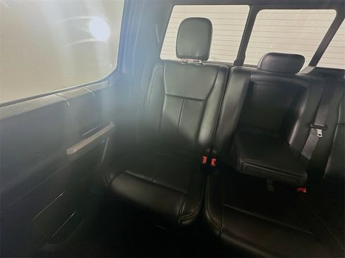 Used 2019 Ford F150 Lariat w/ FX4 Off-Road Package image 12