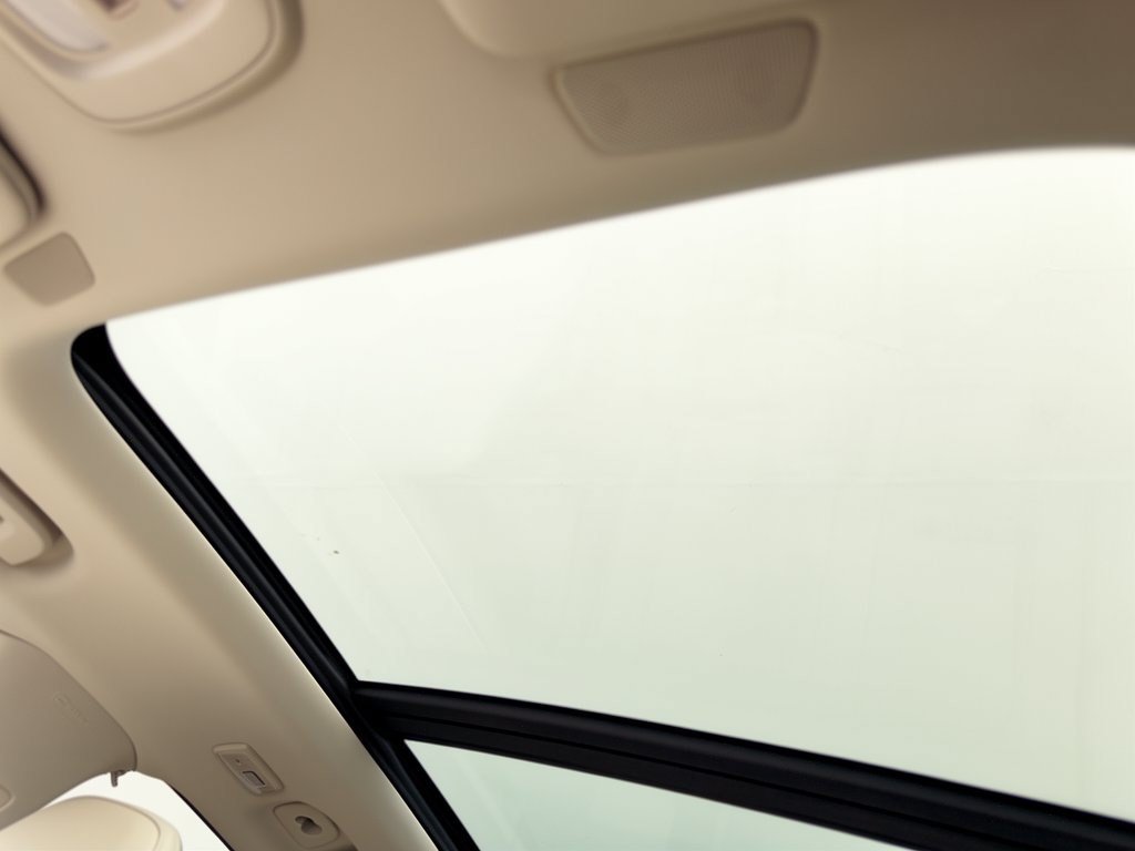 Certified 2025 Volvo XC90 B6 Core AWD/4WD image 27