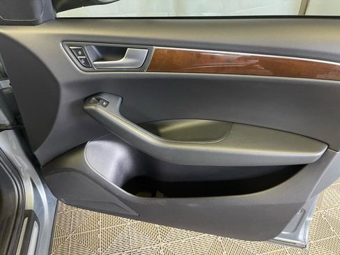 Used 2011 Audi Q5 2.0T Premium Plus image 14