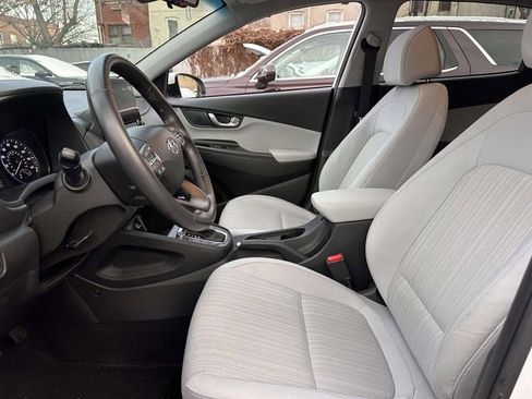 Used 2023 Hyundai Kona SEL w/ Convenience Package image 19