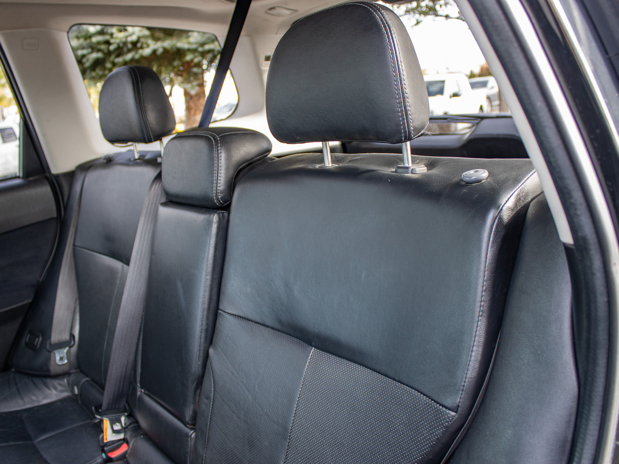 Used 2010 Subaru Forester 2.5X Limited AWD/4WD image 16