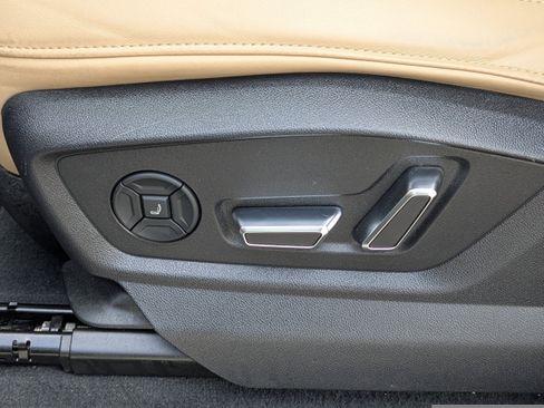 Used 2020 Audi Q7 3.0T Prestige image 24