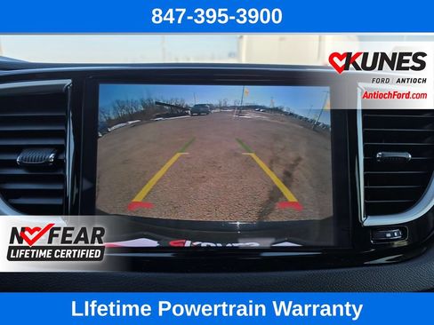 Used 2024 Chrysler Pacifica Touring-L FWD image 49