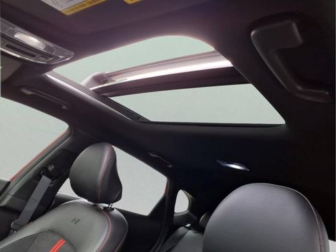 Used 2025 Hyundai Kona N Line FWD image 15