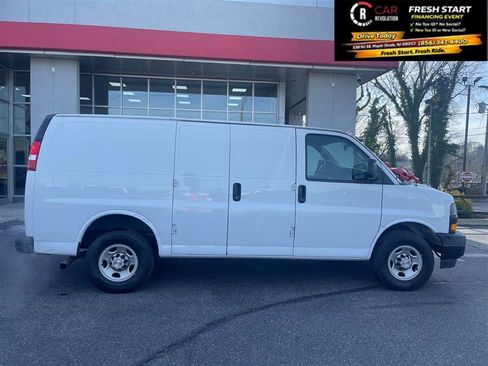 Used 2020 Chevrolet Express 2500 w/ Driver Convenience Package RWD image 8