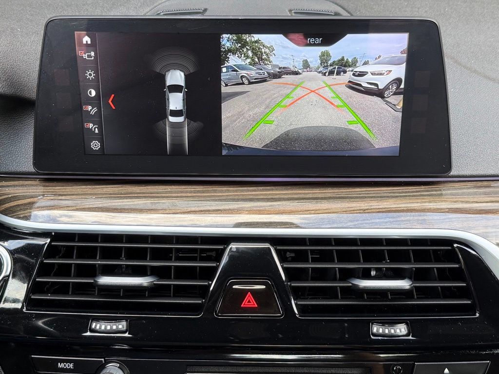 Used 2018 BMW 530i xDrive AWD/4WD image 38