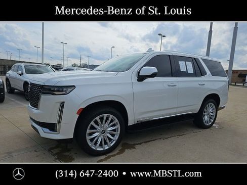 Used 2023 Cadillac Escalade Luxury image 1