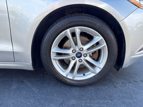 Used 2018 Ford Fusion S image 9