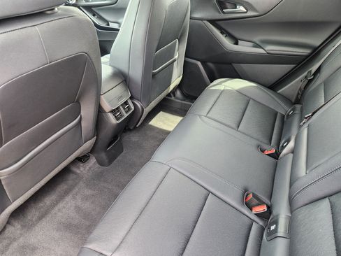 Used 2025 Chevrolet Equinox LT w/ Convenience Package II AWD/4WD image 10