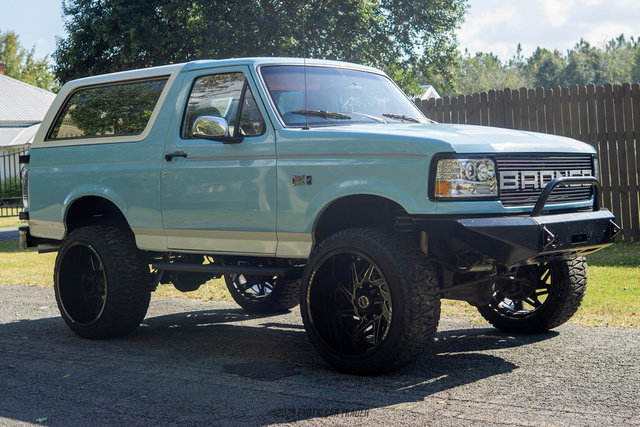 Used 1993 Ford Bronco Eddie Bauer AWD/4WD image 11