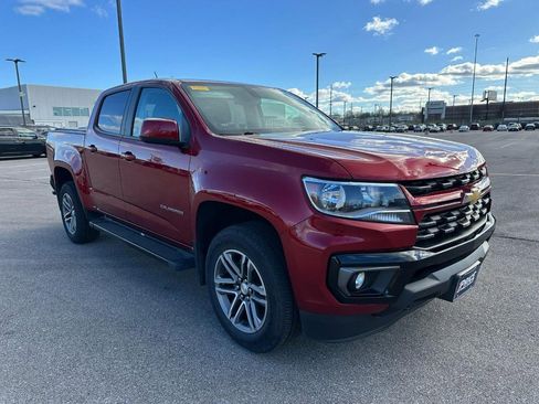 Used 2022 Chevrolet Colorado LT w/ LT Convenience Package image 8