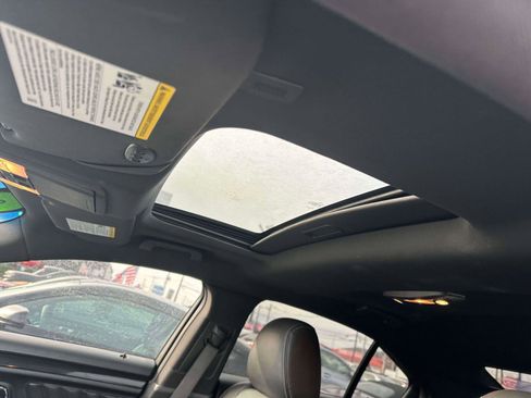 Used 2018 Ford Taurus SHO w/ Sho Performance Package image 20