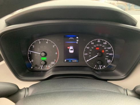 Used 2023 Toyota Corolla LE image 29