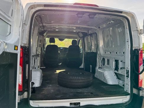 Used 2021 Ford Transit 250 Low Roof RWD image 15