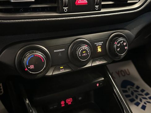 Used 2021 Kia Forte GT image 14