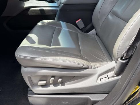 Used 2016 Chevrolet Tahoe LT AWD/4WD image 18